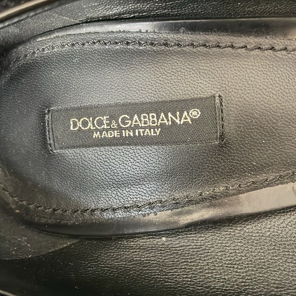 Dolce & Gabbana leather pump. - Picture 6 of 6